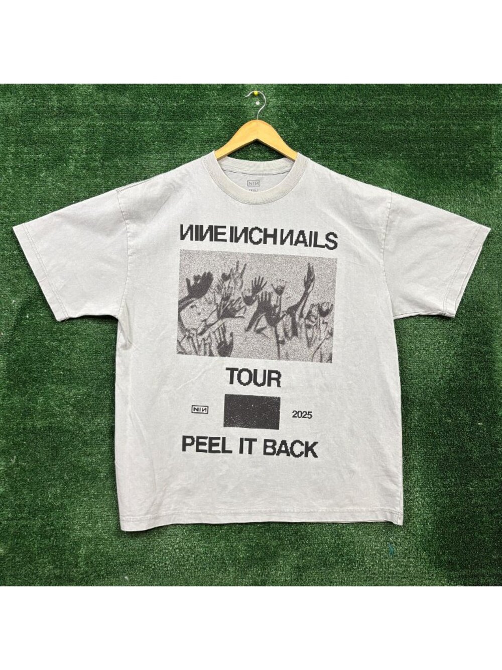Nine Inch Nails Peel It Back Tour Rock Band T-Shirt Size XXL